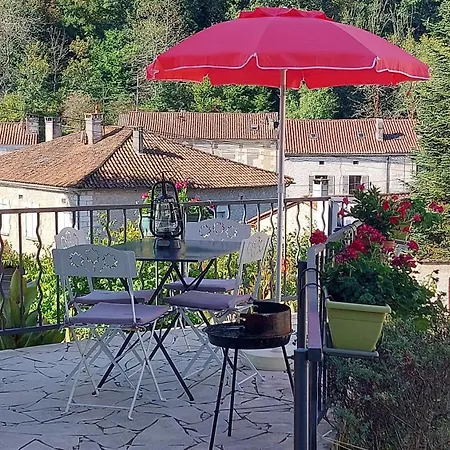 בית נופש Lavand A Brantôme